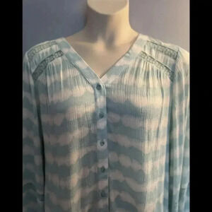 LANE BRYANT Sz 14/16 Aqua White Cloud Print Floral  Embroidered Accents